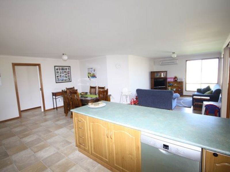 10 Clarke St, Wallaroo SA 5556
