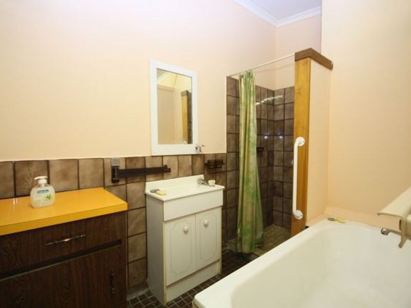 56 Clara St, Wallaroo SA 5556