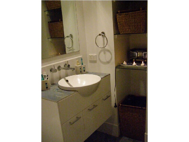 18 Werona Street, Mundingburra QLD 4812