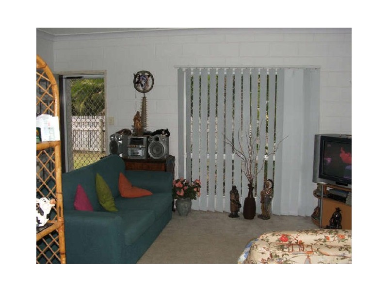 409 Charles Street, Kirwan QLD 4817