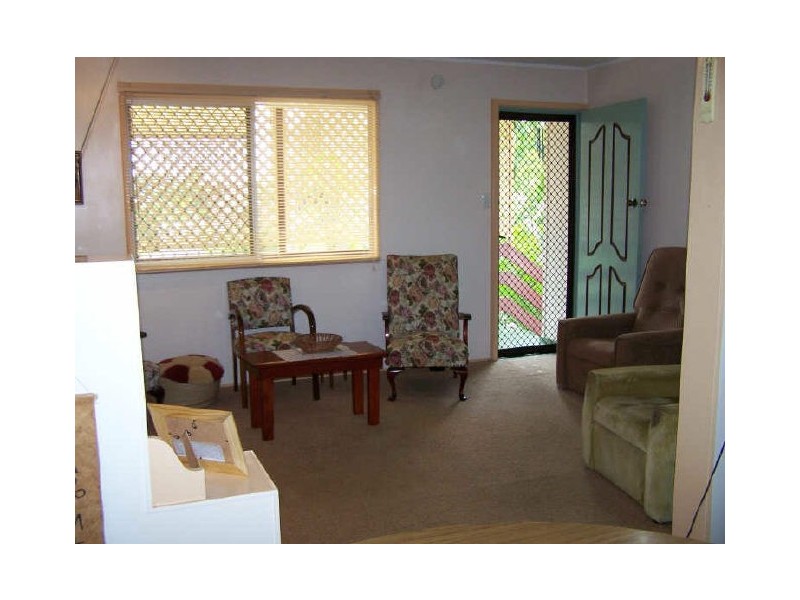 3 Barbara Street, Kelso QLD 4815