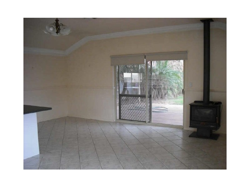 4 Ware St, Kalgoorlie WA 6430