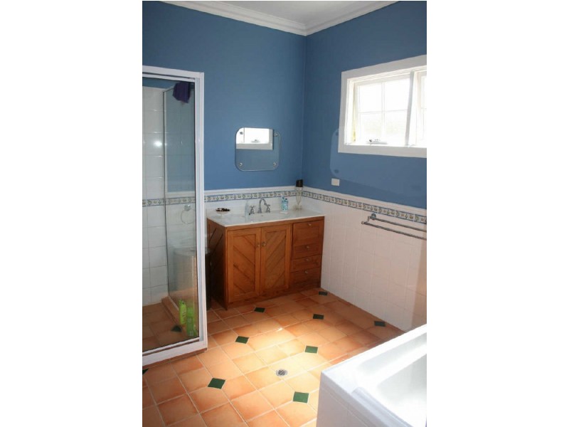 67 Lyall St, Lamington WA 6430