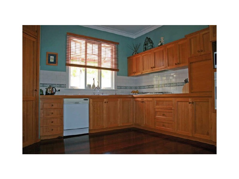 67 Lyall St, Lamington WA 6430