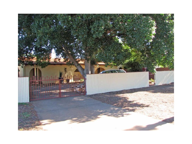 106 Ward St, Lamington WA 6430