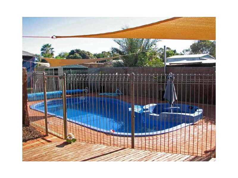 106 Ward St, Lamington WA 6430