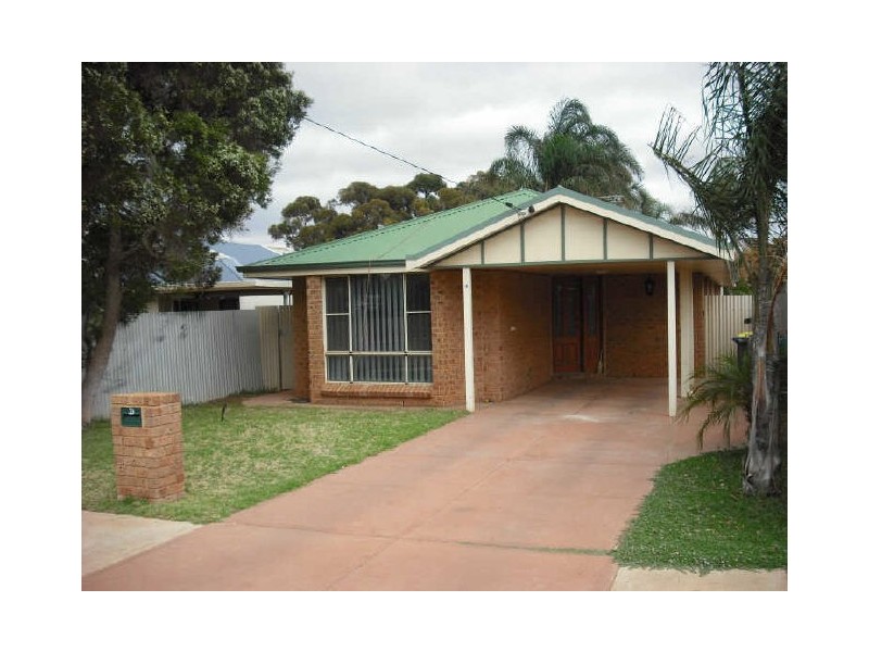 4 Ware St, Kalgoorlie WA 6430