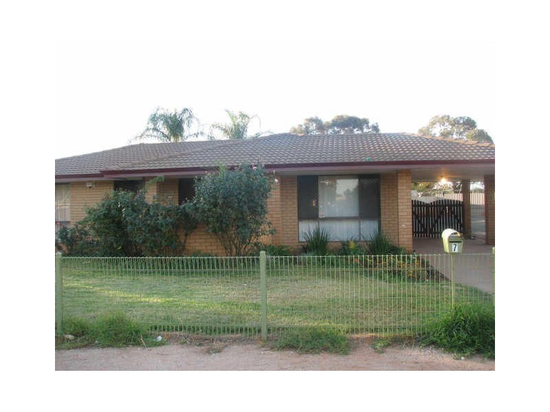 7 Collier Place, Kalgoorlie WA 6430