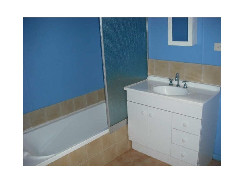 77 Shaw St, Coolgardie WA 6429