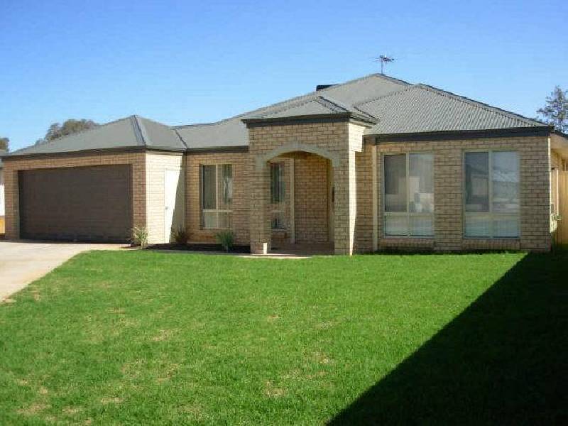 28 Nganka Way, Hannans WA 6430