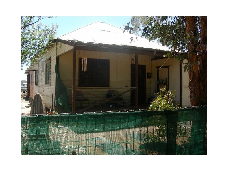 38 Sylvester Street, Coolgardie WA 6429