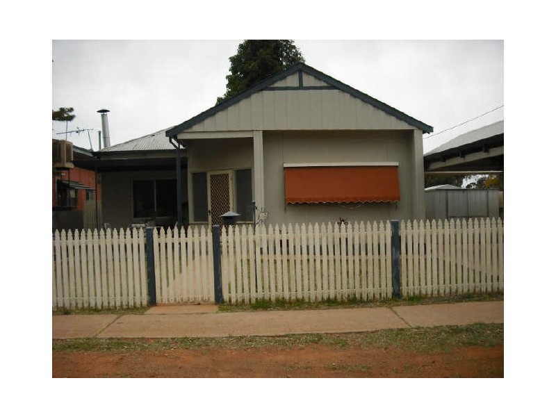 99 Ward Street, Lamington WA 6430