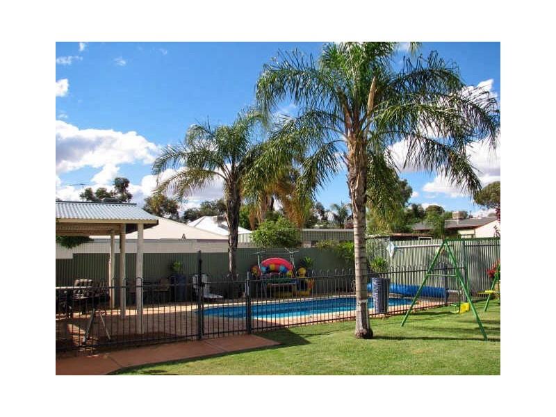 6 Butler Street, Piccadilly WA 6430