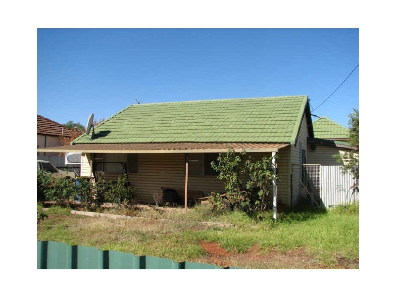 12 North Terrace, Boulder WA 6432