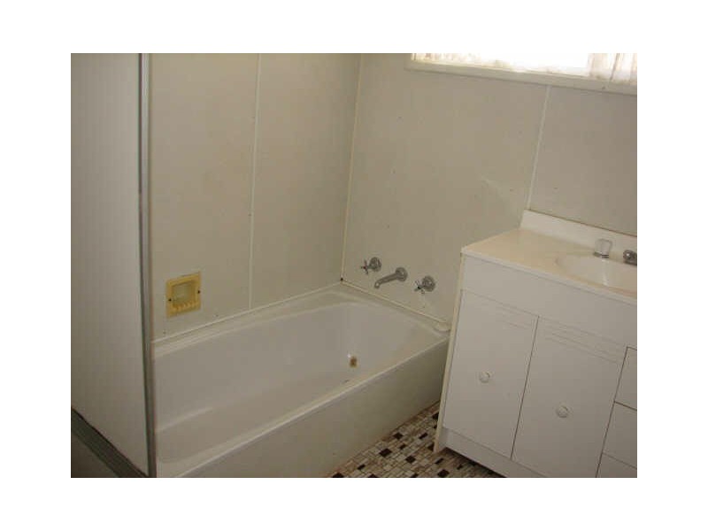 63 King Street, Coolgardie WA 6429