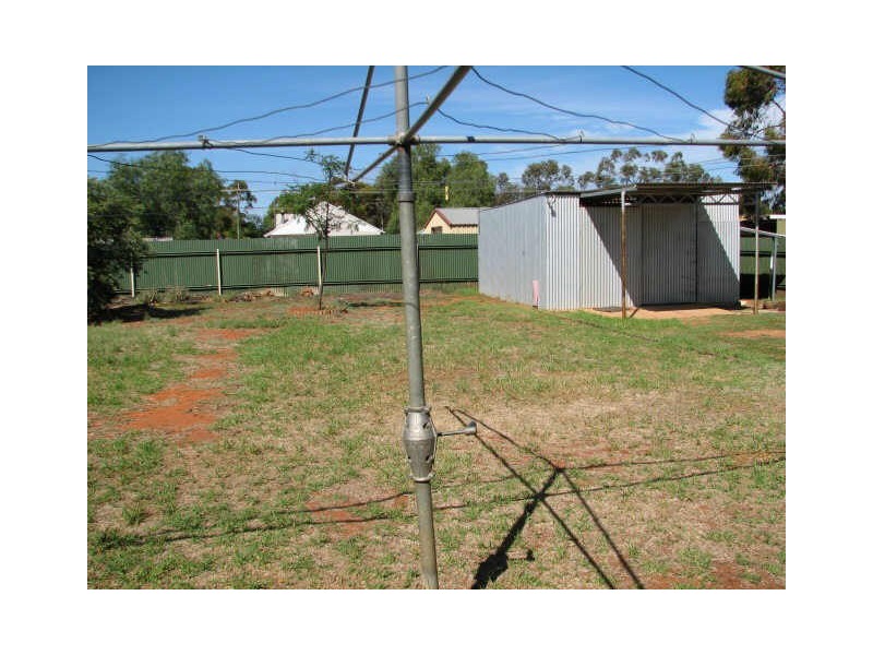 101 Sylvester Street, Coolgardie WA 6429