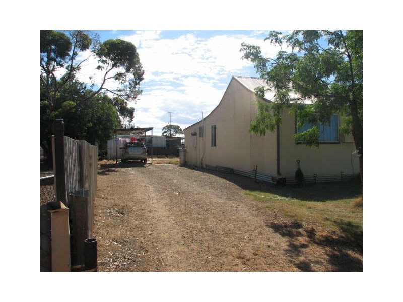 56 Shaw Street, Coolgardie WA 6429