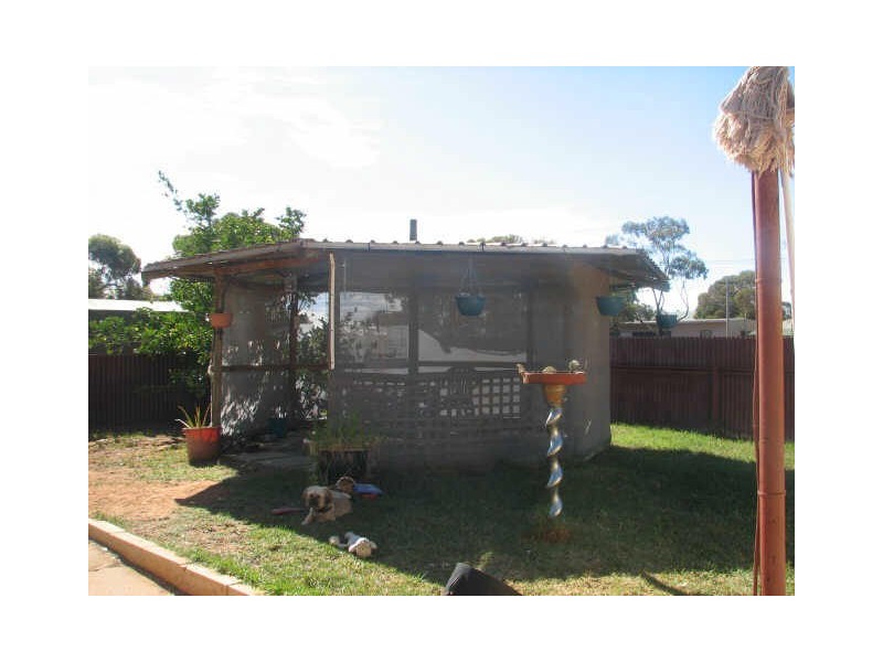 56 Shaw Street, Coolgardie WA 6429