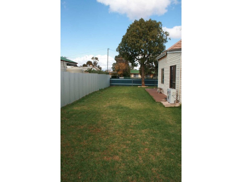 125 Davis Street, Victory Heights WA 6432