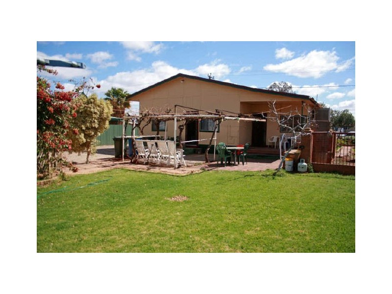 68 Hopkins Street, Boulder WA 6432