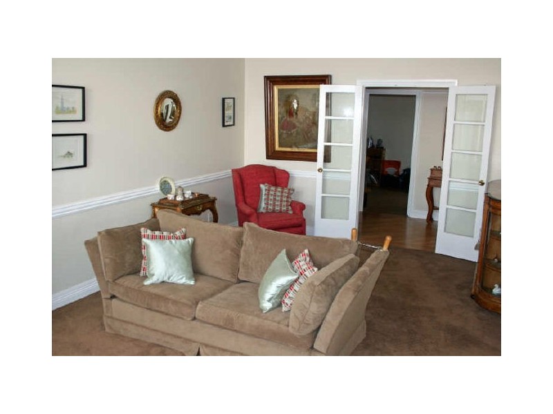 11 Campbell Street, Lamington WA 6430