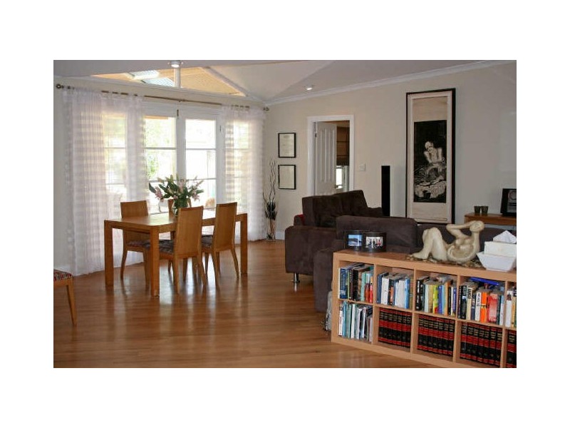 11 Campbell Street, Lamington WA 6430