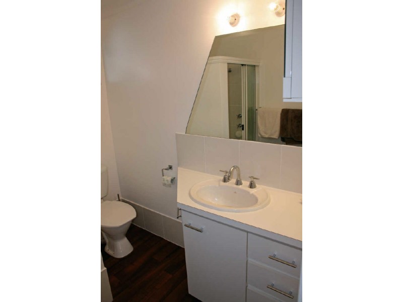 11 Campbell Street, Lamington WA 6430