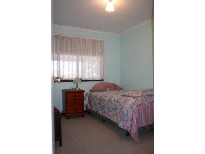 138 Campbell Street, West Lamington WA 6430