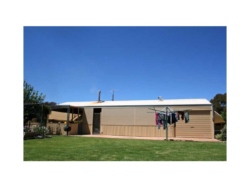 138 Campbell Street, West Lamington WA 6430