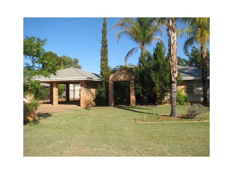 33 Rainsford Loop, Fairways, Boulder WA 6432