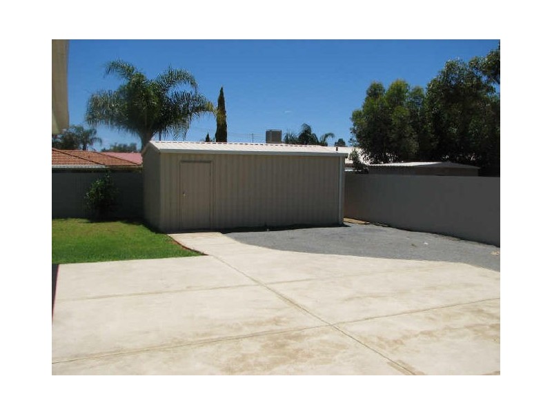 82 Graeme Street, Hannans WA 6430