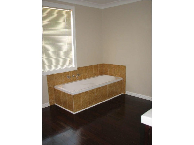 105 King Street, Coolgardie WA 6429