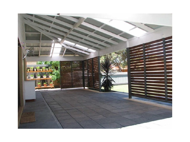 3 Carroll Place, Hannans WA 6430