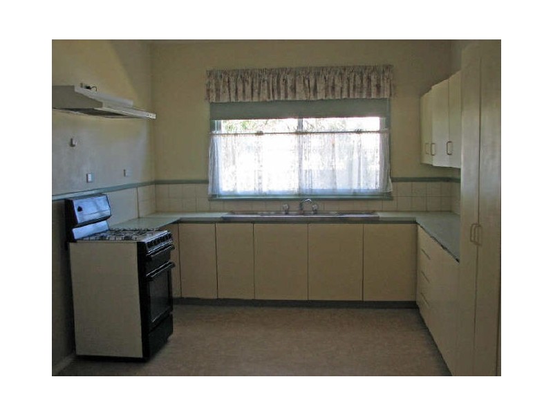 1/10 Ivanhoe Street, Boulder WA 6432