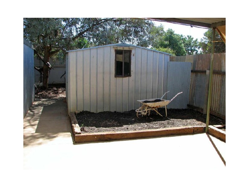 1/10 Ivanhoe Street, Boulder WA 6432