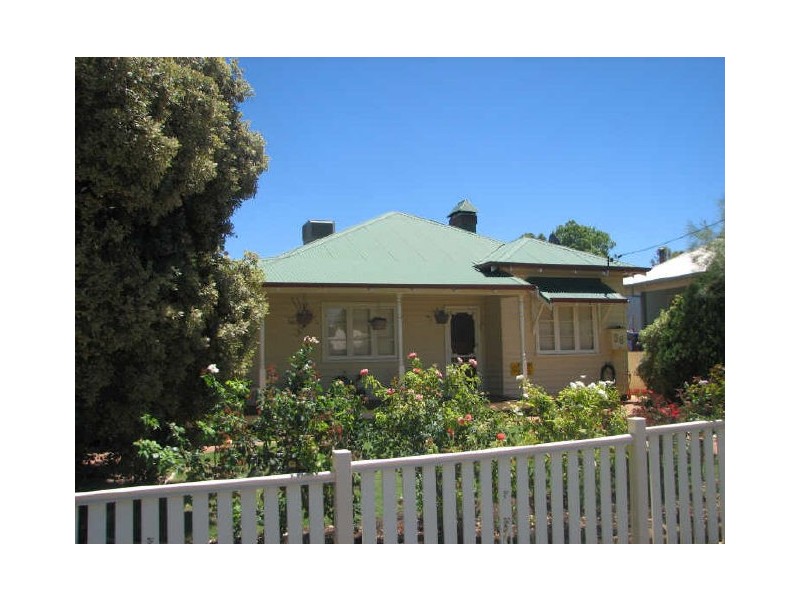 56 Ward Street, Lamington WA 6430