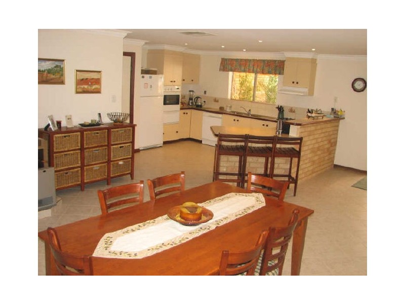 41 Tindals Crescent, Hannans WA 6430