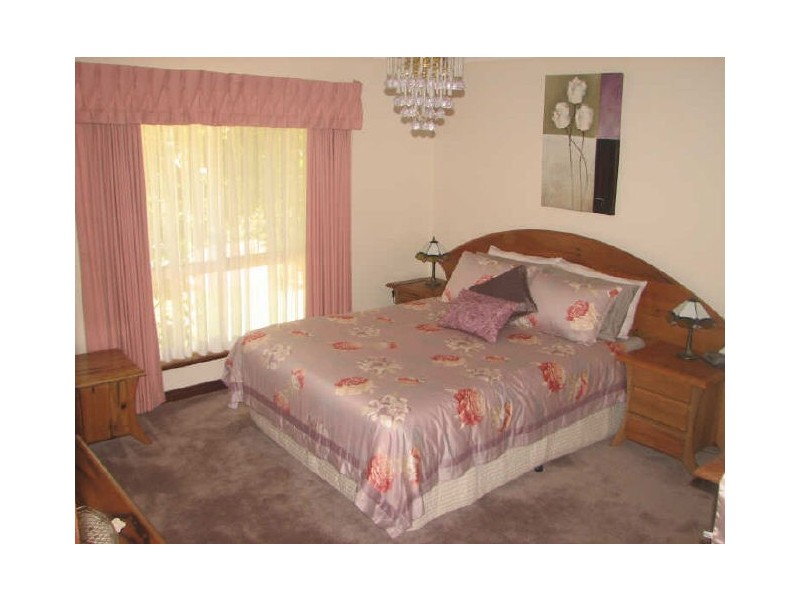 41 Tindals Crescent, Hannans WA 6430