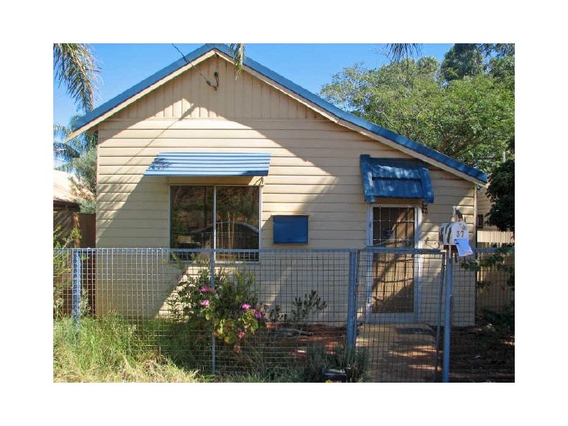 37 Broadarrow Road, Kalgoorlie WA 6430