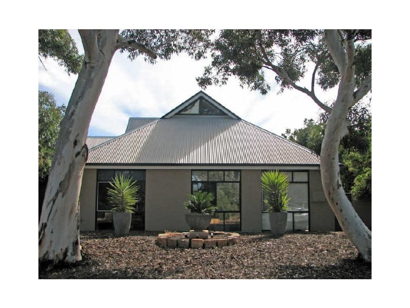 24 Killarney Street, Hannans WA 6430