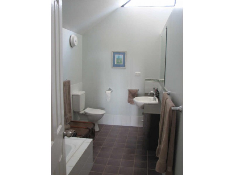 24 Killarney Street, Hannans WA 6430