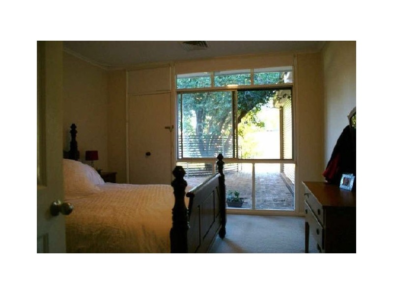 24 Killarney Street, Hannans WA 6430