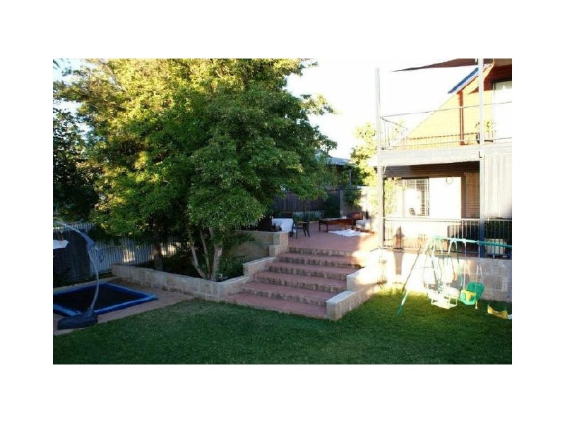 24 Killarney Street, Hannans WA 6430