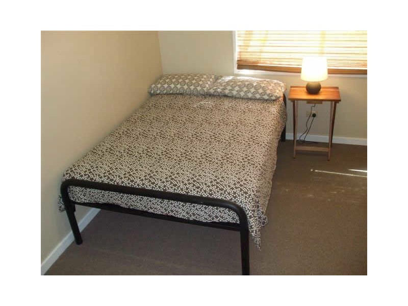 8 Walter Road, Boulder WA 6432