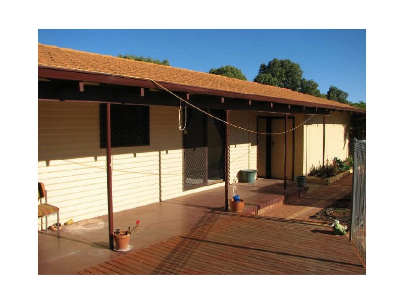 106 Ward Street, Lamington WA 6430