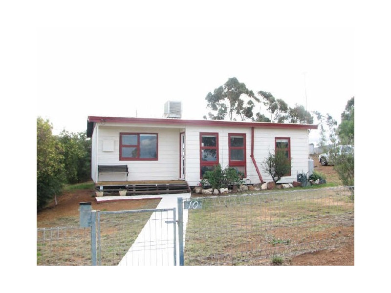 10 Sylvester Street, Coolgardie WA 6429