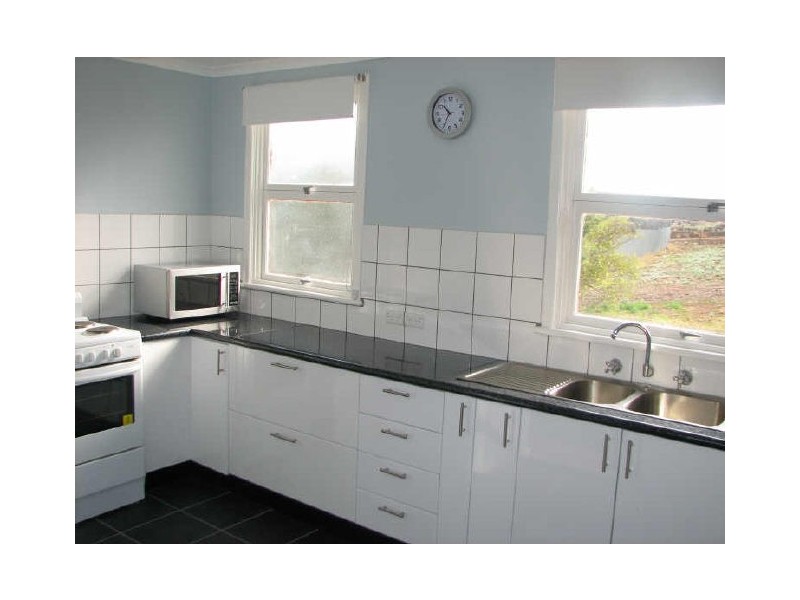 10 Sylvester Street, Coolgardie WA 6429