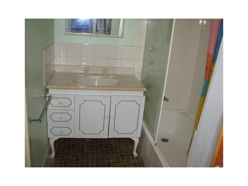 73 King St, Coolgardie WA 6429