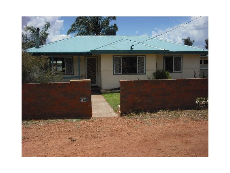 16 Eureka Street, Hannans WA 6430