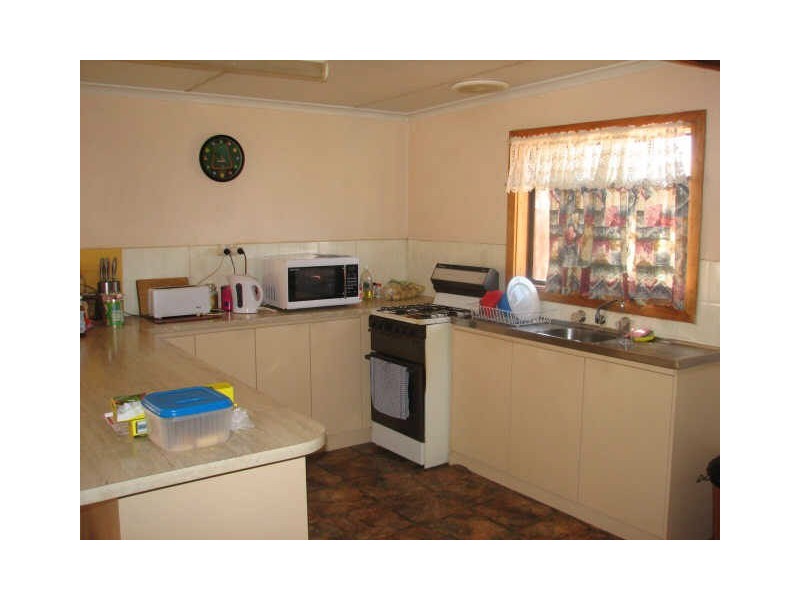 56 Shaw Street, Coolgardie WA 6429